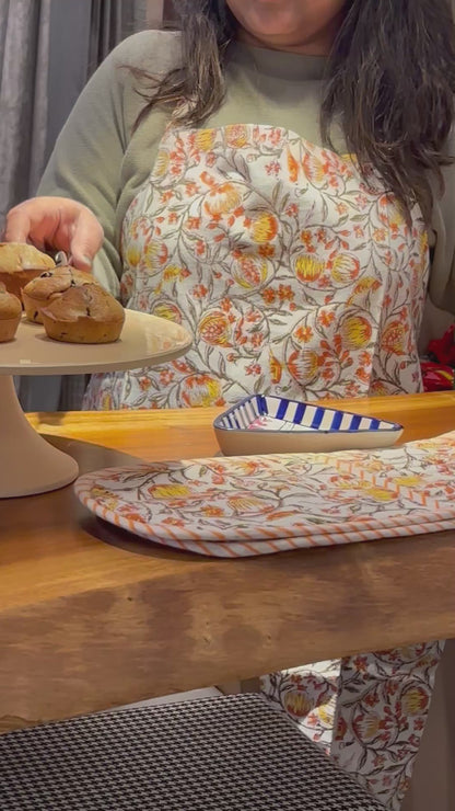 Pomegranate Inspired Aprons & Mitten Set