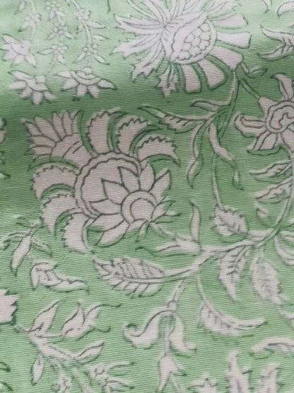Harvest Bloom Table Cover