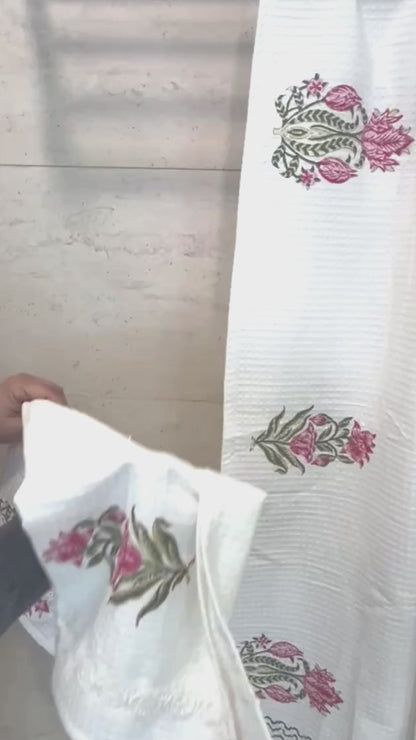 Sunehri Phool Towel Set