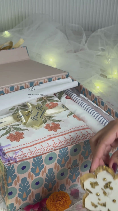 Comfort And Festive Glow Gift Hamper