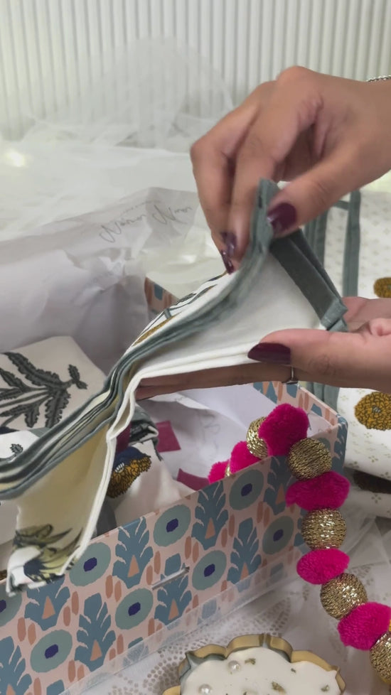 Heritage Charm Gift Hamper